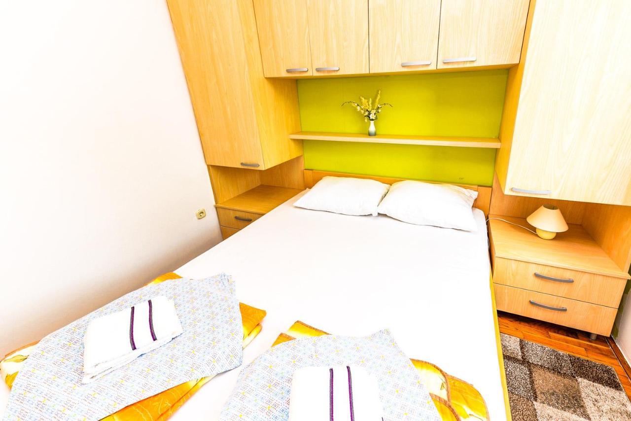 Apartments Hope ノヴァリャ エクステリア 写真